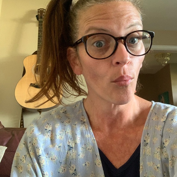 Meet your Posher, Teena - Picture 3 of 8